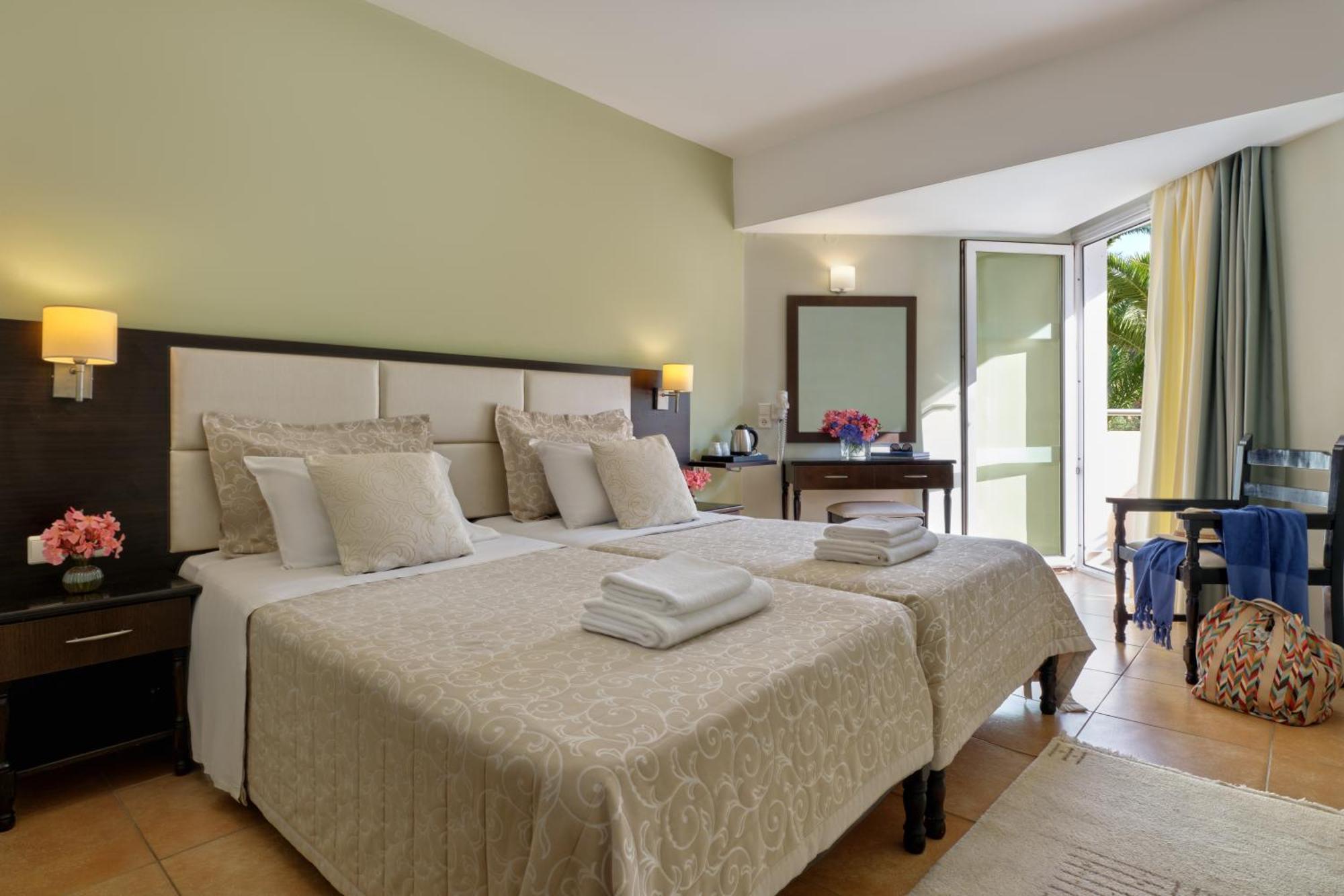 Aphrodite Hotel Mithymna Værelse billede